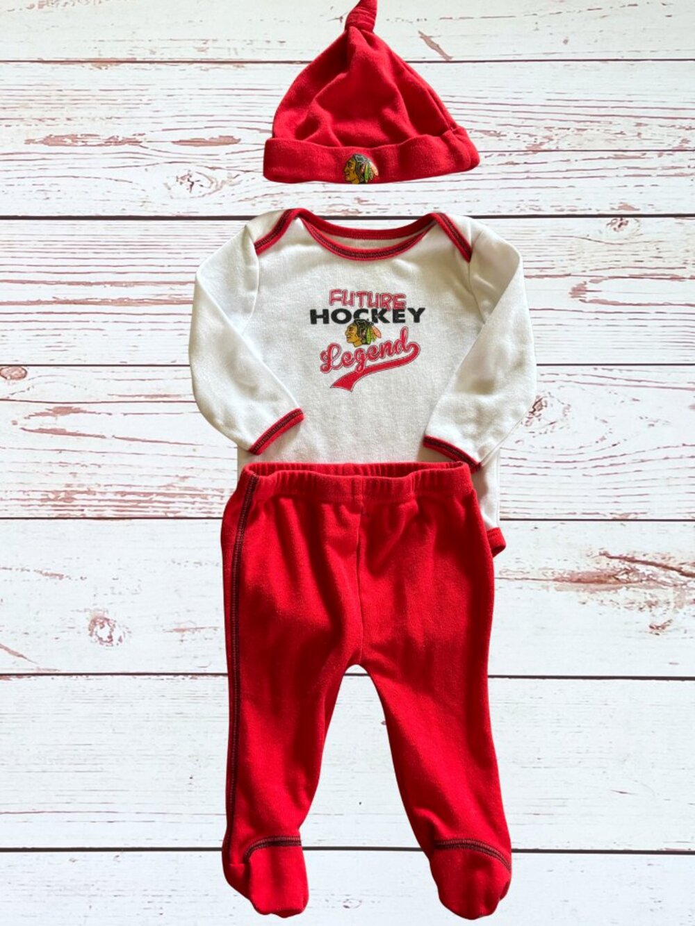 NHL Baby Boy 3 Month (3M) Chicago Blackhawks 3 Piece Outfit Set